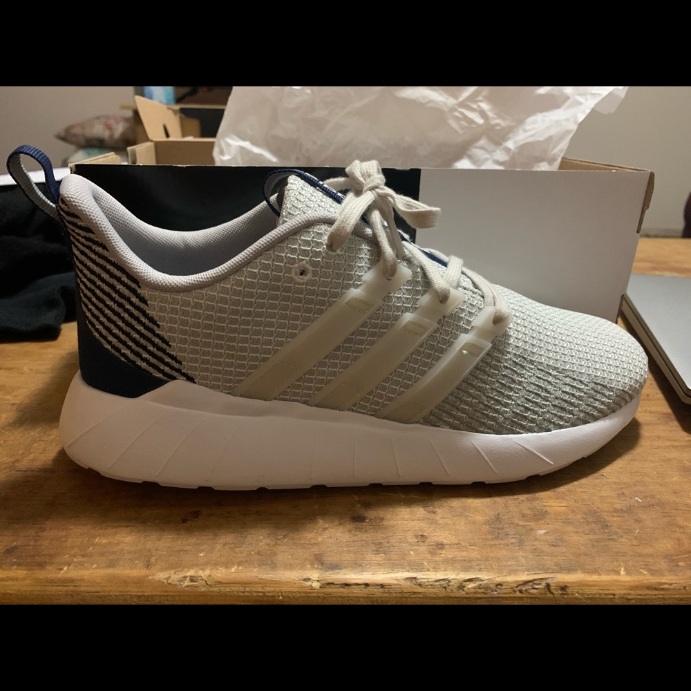 Men’s shoes